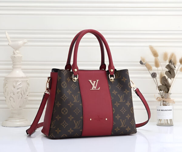 High Quality Lv Bag With 3 Portion